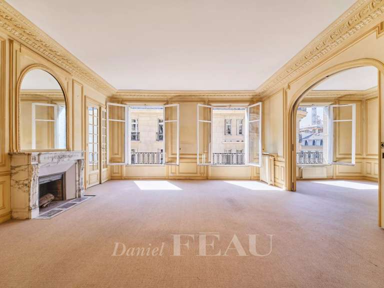 Appartement Paris 17e - 4 chambres - 235m²