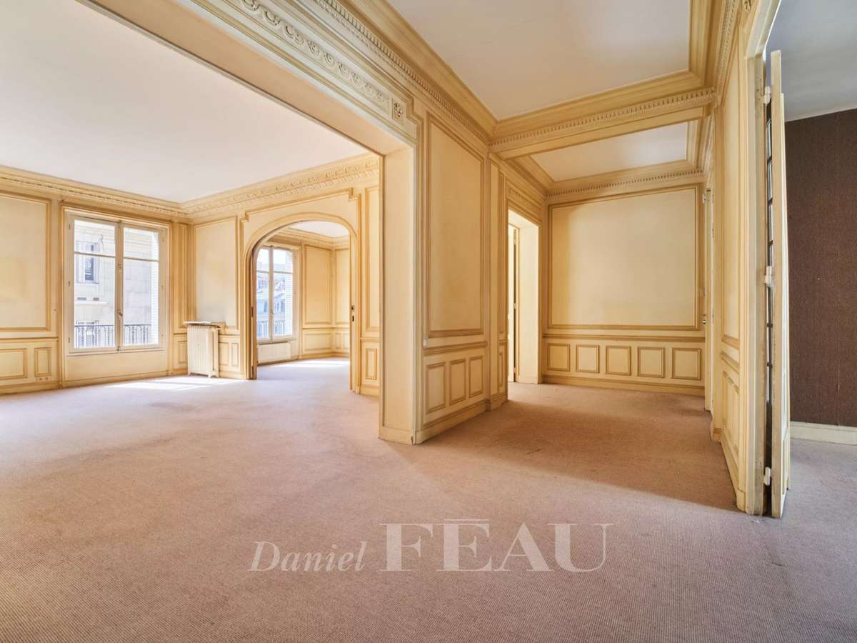 Apartment Paris 17e