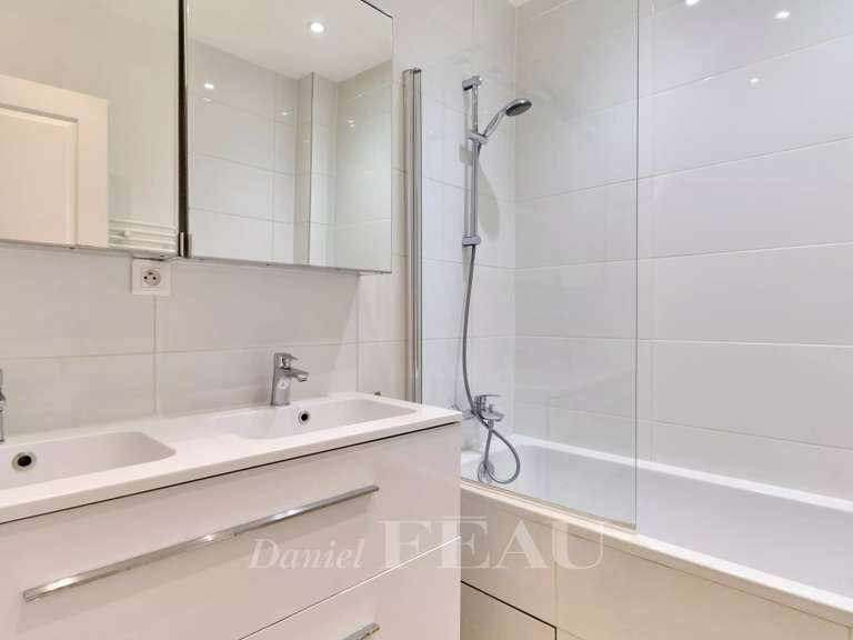Appartement Paris 17e - 3 chambres - 100m²