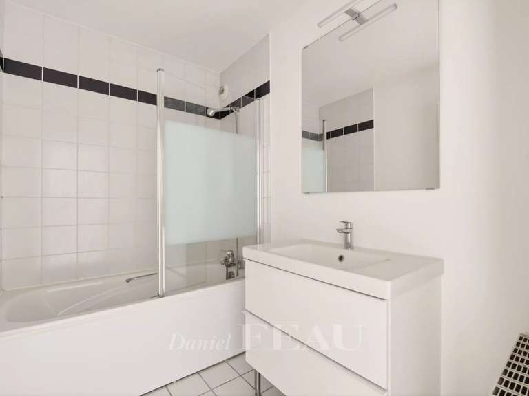 Appartement Suresnes - 3 chambres - 98m²