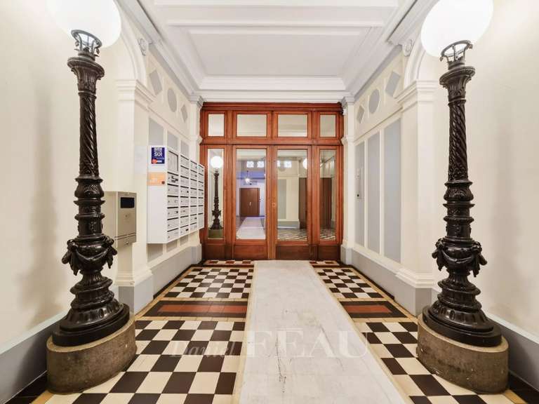 Appartement Paris 3e - 2 chambres - 79m²