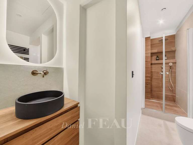 Appartement Paris 3e - 2 chambres - 97m²