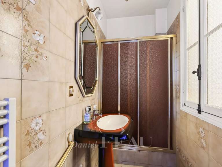 Appartement Paris 3e - 4 chambres - 205m²