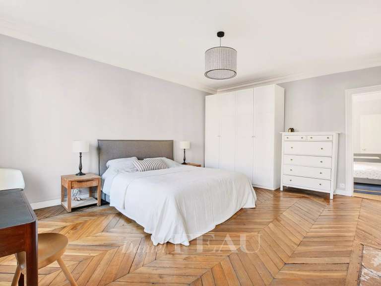 Appartement Paris 3e - 3 chambres - 109m²