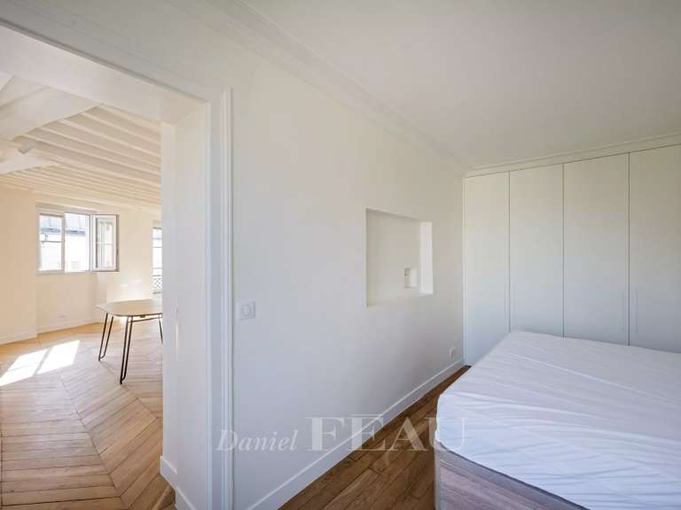 Appartement Paris 3e - 1 chambre - 42m²