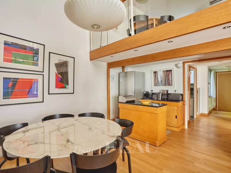 Appartement Paris 6e - 2 chambres - 111m²