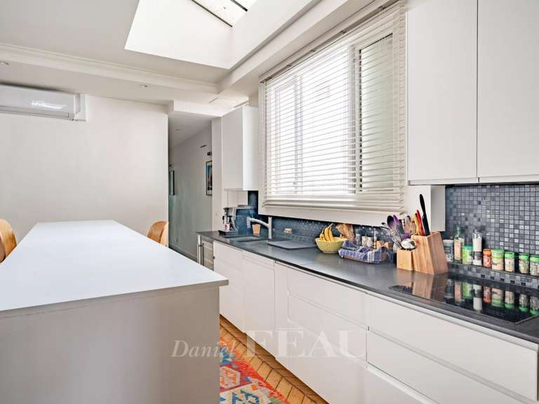 Appartement Paris 6e - 3 chambres - 145m²