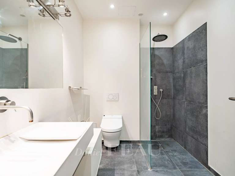 Appartement Paris 6e - 3 chambres - 145m²