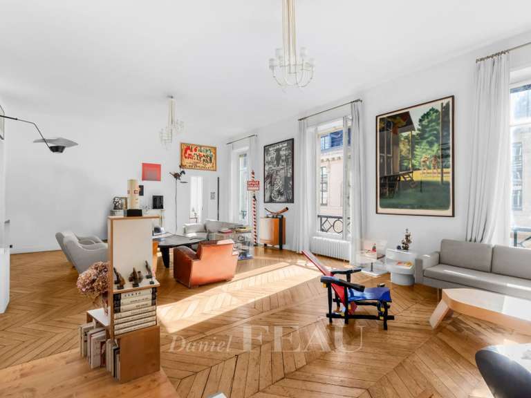 Appartement Paris 1er - 3 chambres - 196m²
