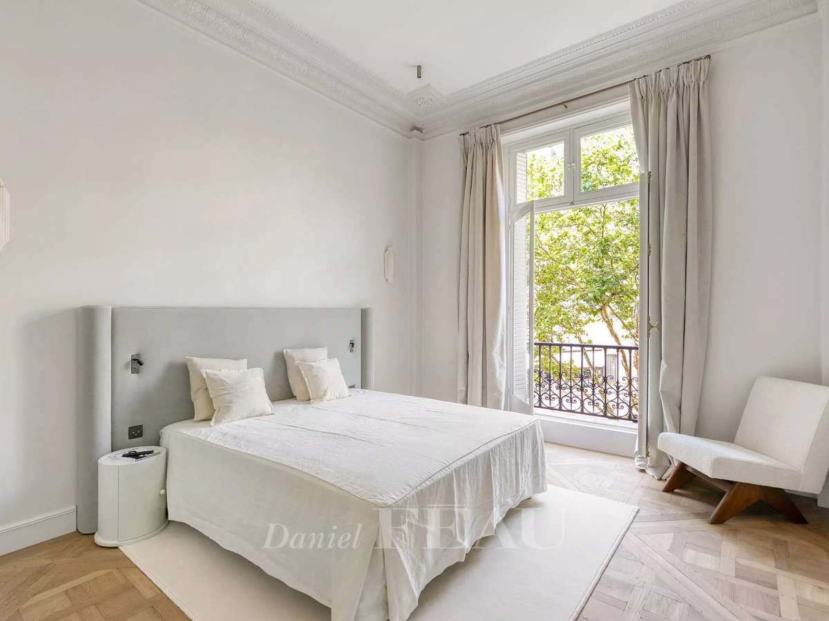 Apartment Paris 8e