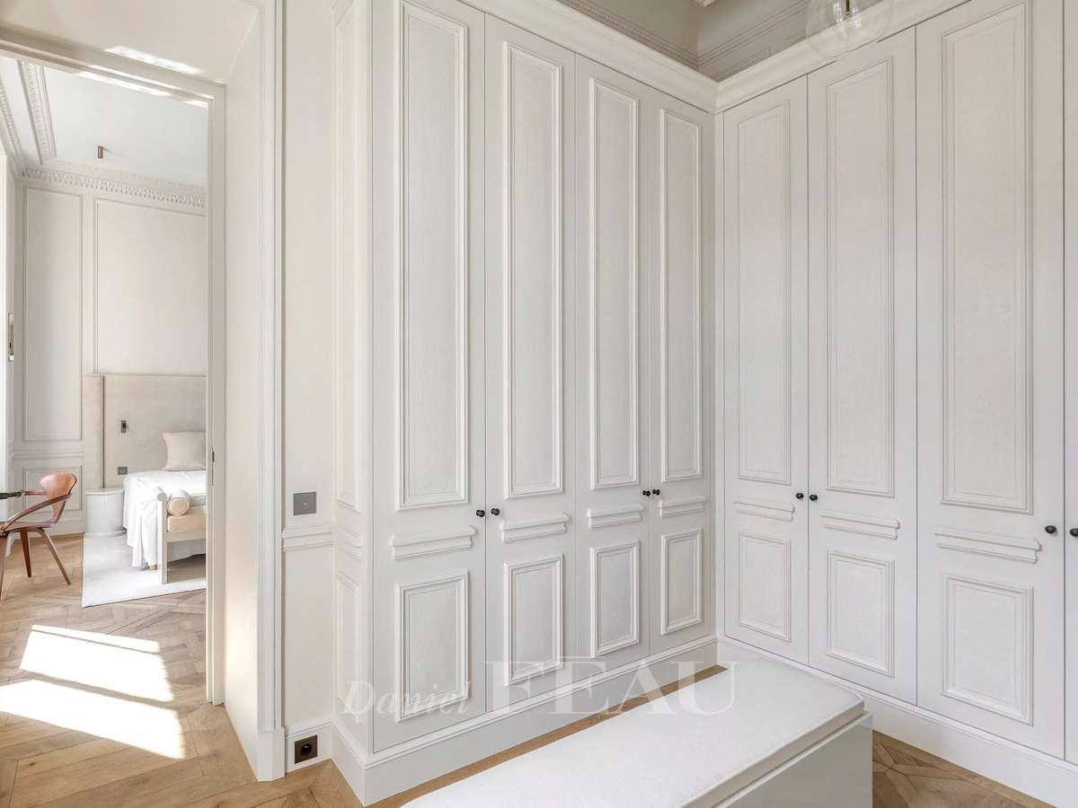 Apartment Paris 8e