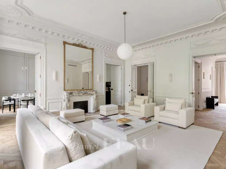Appartement Paris 8e - 3 chambres - 215m²