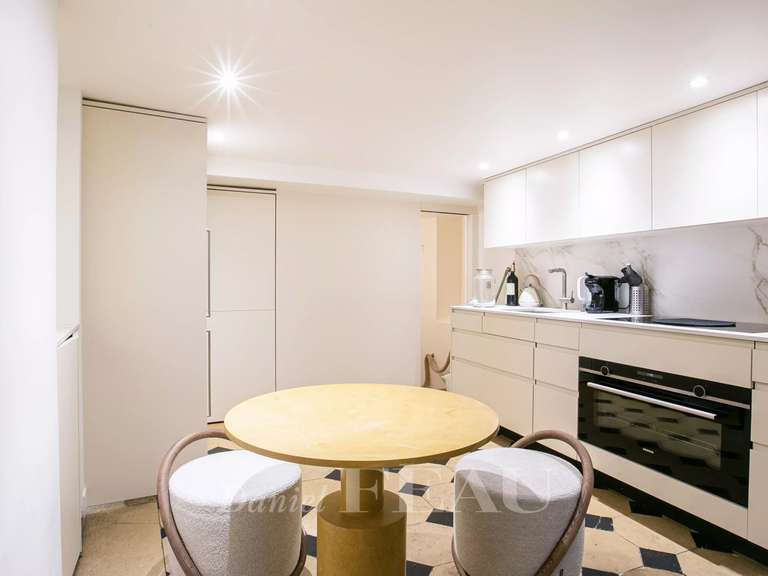 Appartement Paris 6e - 3 chambres - 107m²