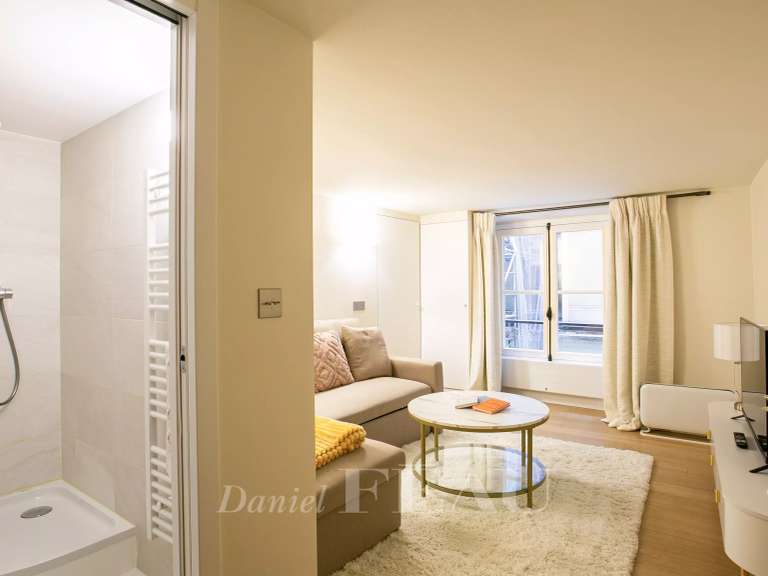 Appartement Paris 6e - 3 chambres - 107m²