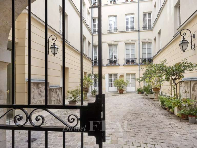 Appartement Paris 6e - 2 chambres - 116m²
