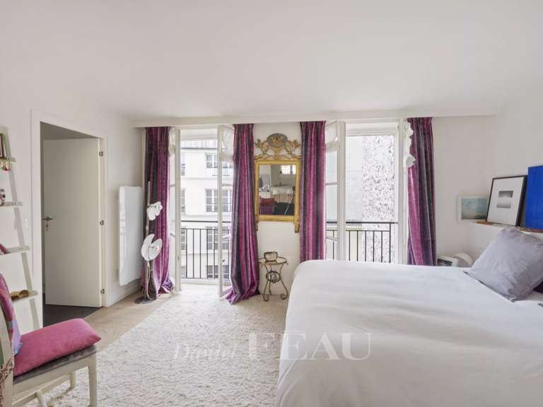 Appartement Paris 6e - 2 chambres - 116m²