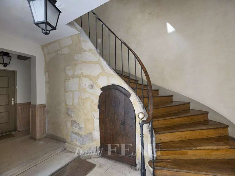 Appartement Paris 6e - 2 chambres - 116m²