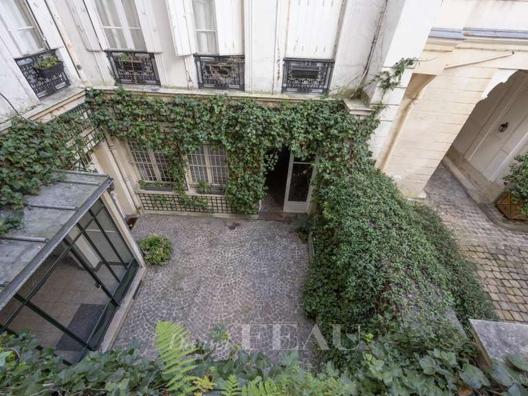 Appartement Paris 6e - 2 chambres - 109m²
