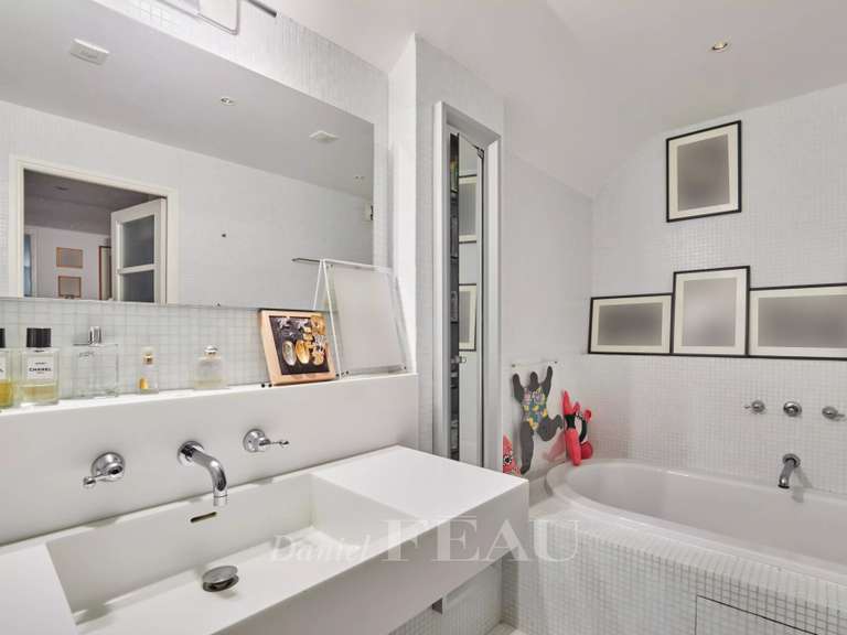 Apartment Paris 7e - 3 bedrooms - 198m²