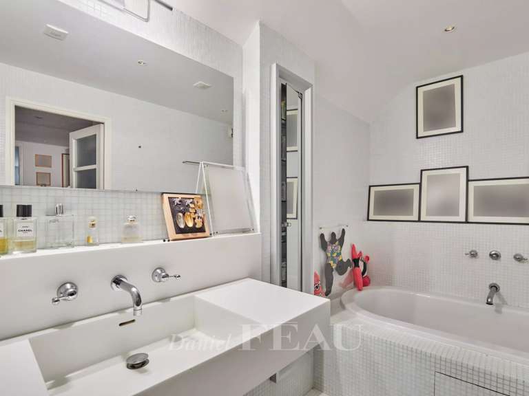 Appartement Paris 7e - 3 chambres - 198m²