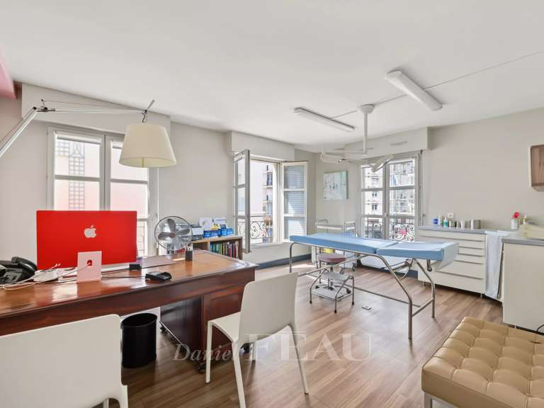 Appartement Saint-Germain-en-Laye - 2 chambres - 65m²