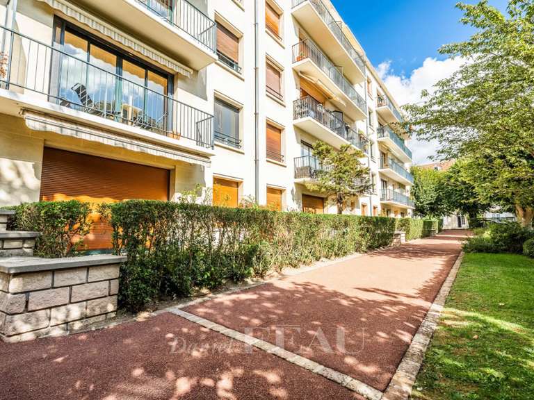 Appartement Saint-Germain-en-Laye - 3 chambres - 90m²