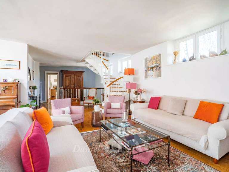 Appartement Saint-Germain-en-Laye - 3 chambres - 180m²