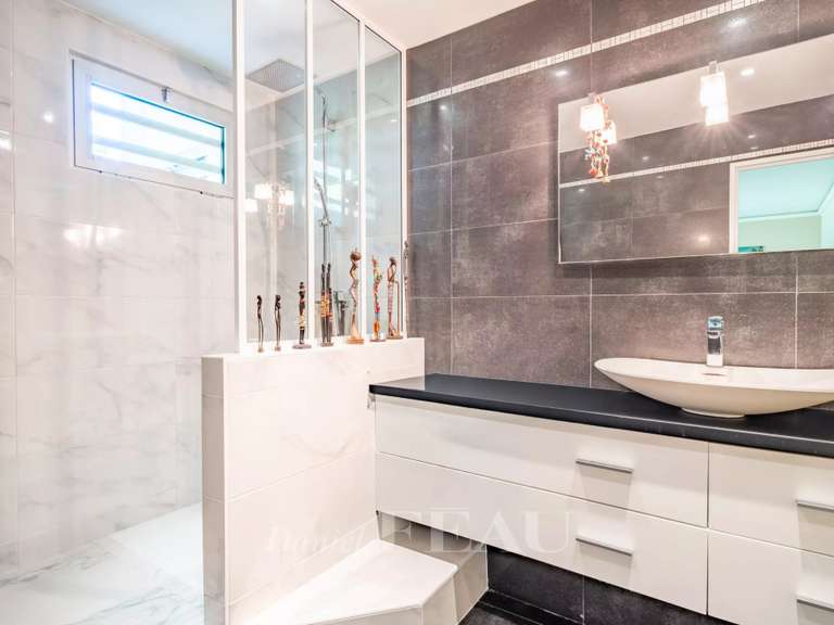Appartement Saint-Germain-en-Laye - 3 chambres - 103m²