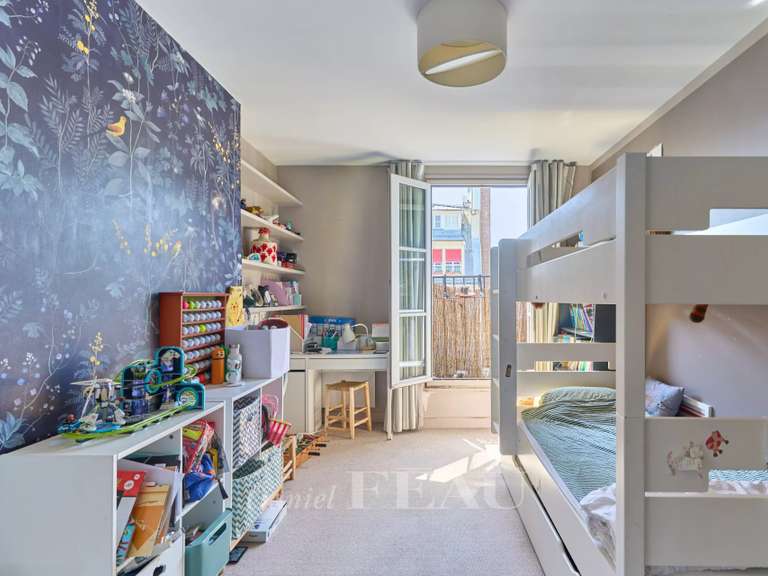 Appartement Paris 16e - 3 chambres - 124m²
