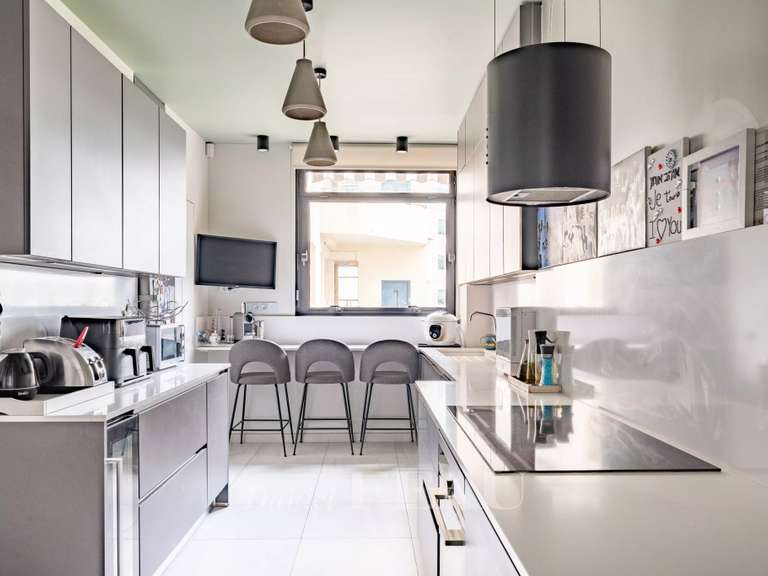 Appartement Paris 16e - 3 chambres - 194m²