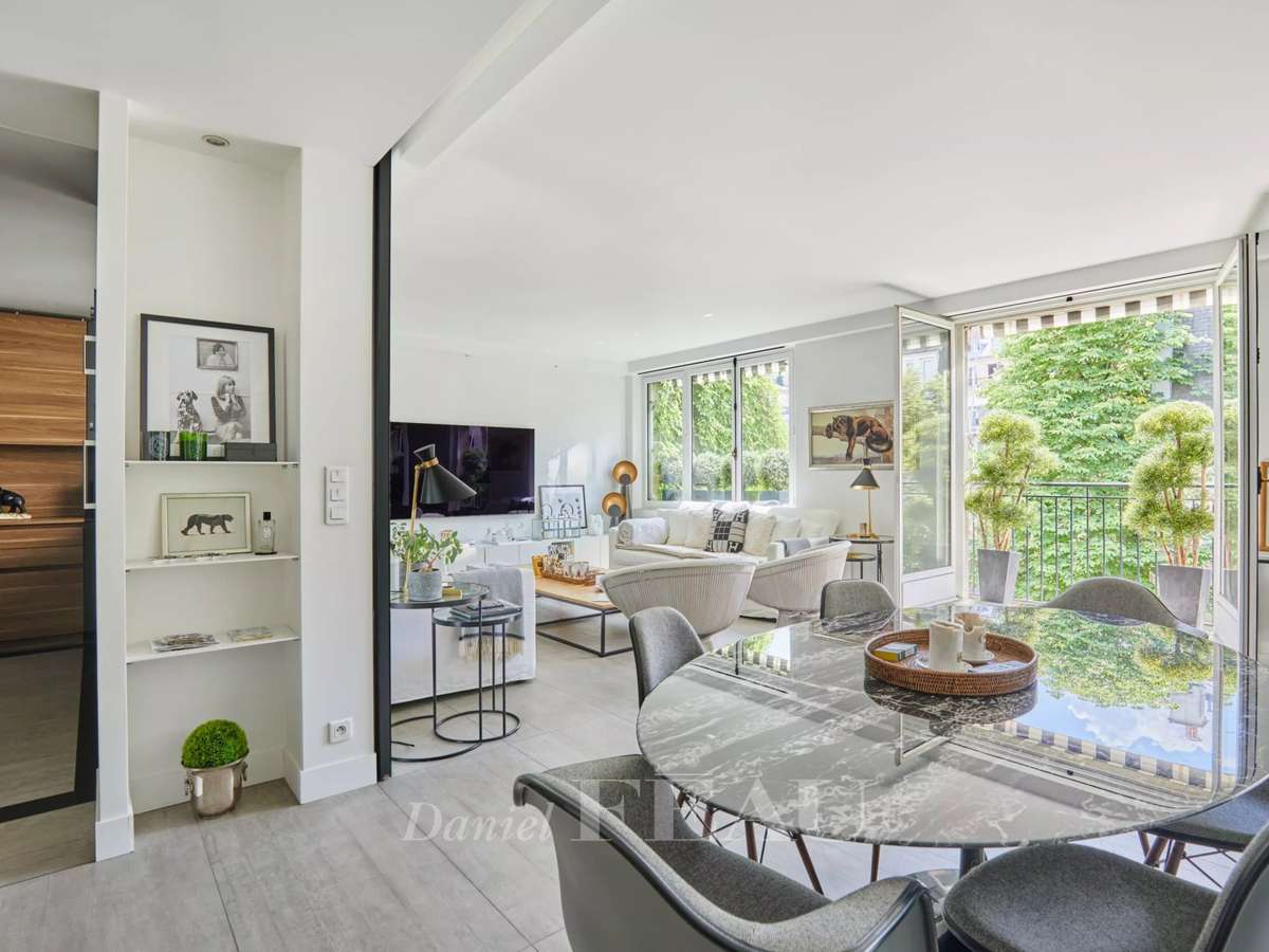 Apartment Paris 16e