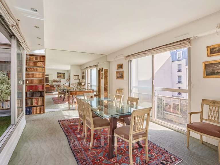 Appartement Paris 16e - 2 chambres - 153m²