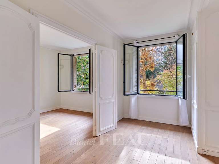 Appartement Paris 16e - 3 chambres - 119m²