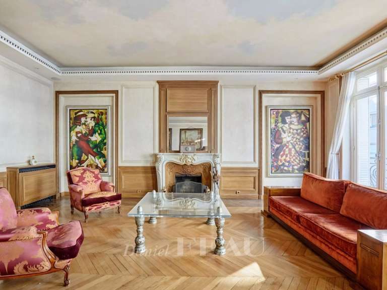 Appartement Paris 16e - 6 chambres - 298m²