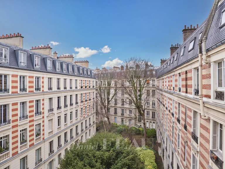 Appartement Paris 16e - 3 chambres - 93m²