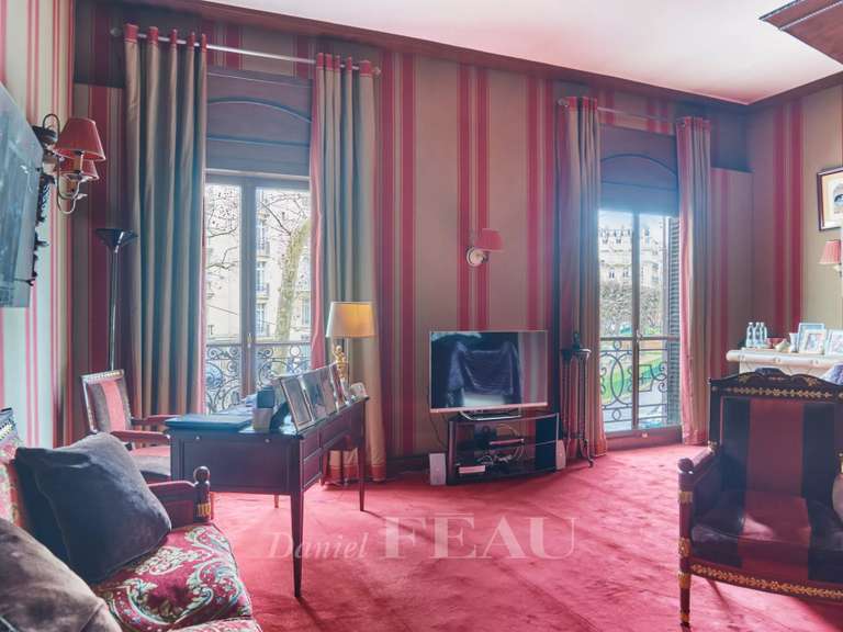 Appartement Paris 16e - 3 chambres - 240m²