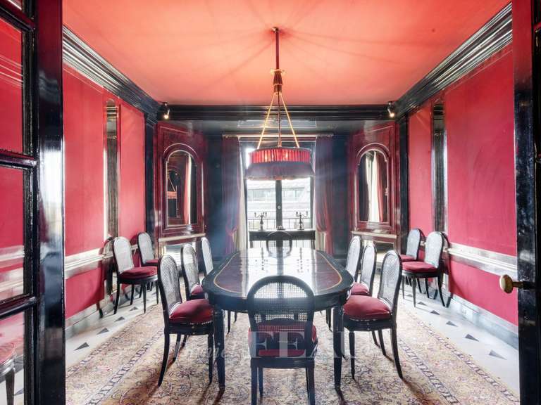 Appartement Paris 16e - 5 chambres - 331m²