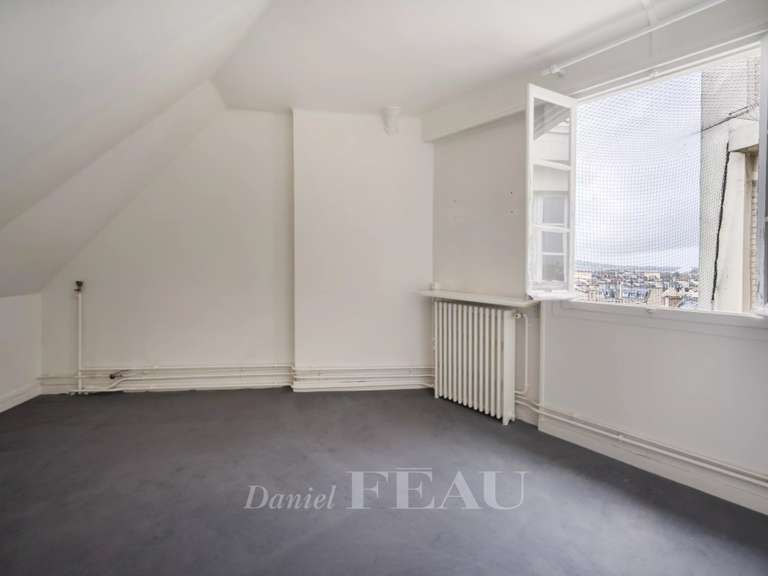 Appartement Paris 16e - 5 chambres - 331m²