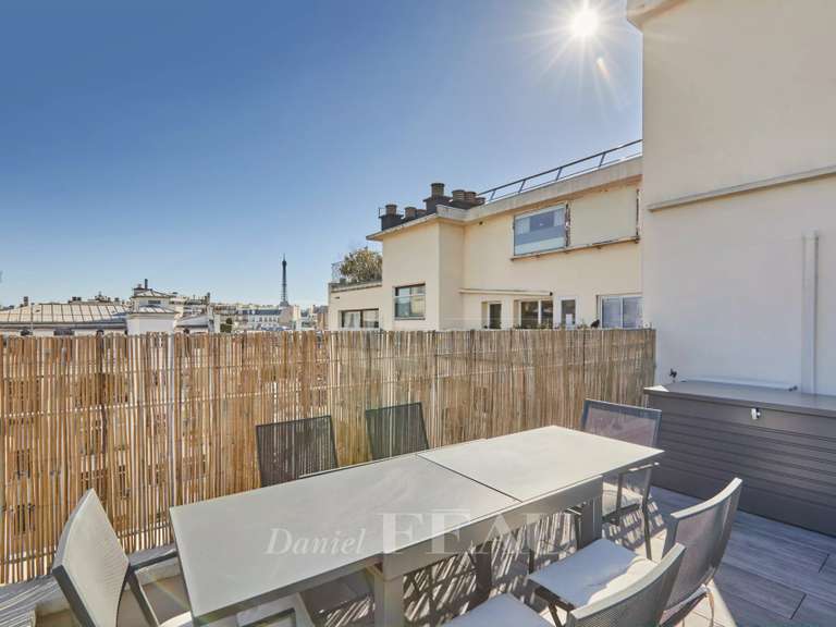 Appartement Paris 16e - 1 chambre - 65m²