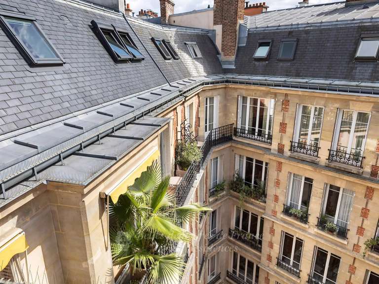 Appartement Paris 17e - 3 chambres - 156m²