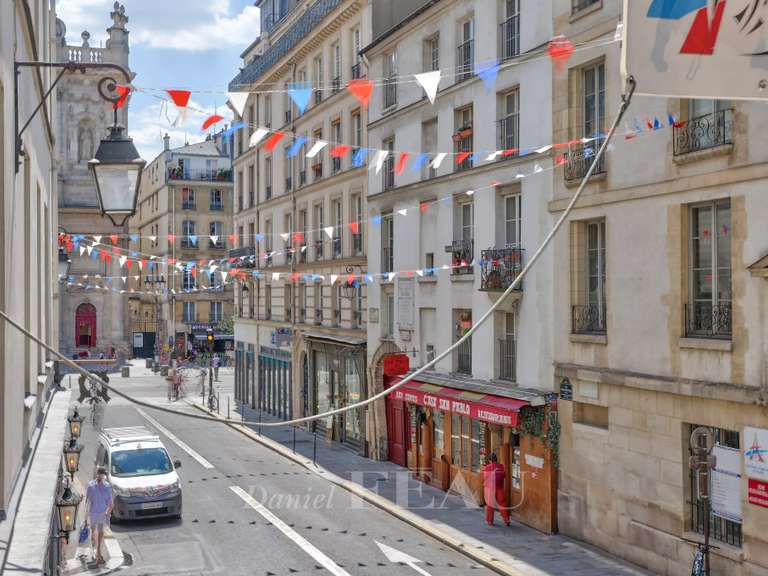 Appartement Paris 4e - 2 chambres - 68m²