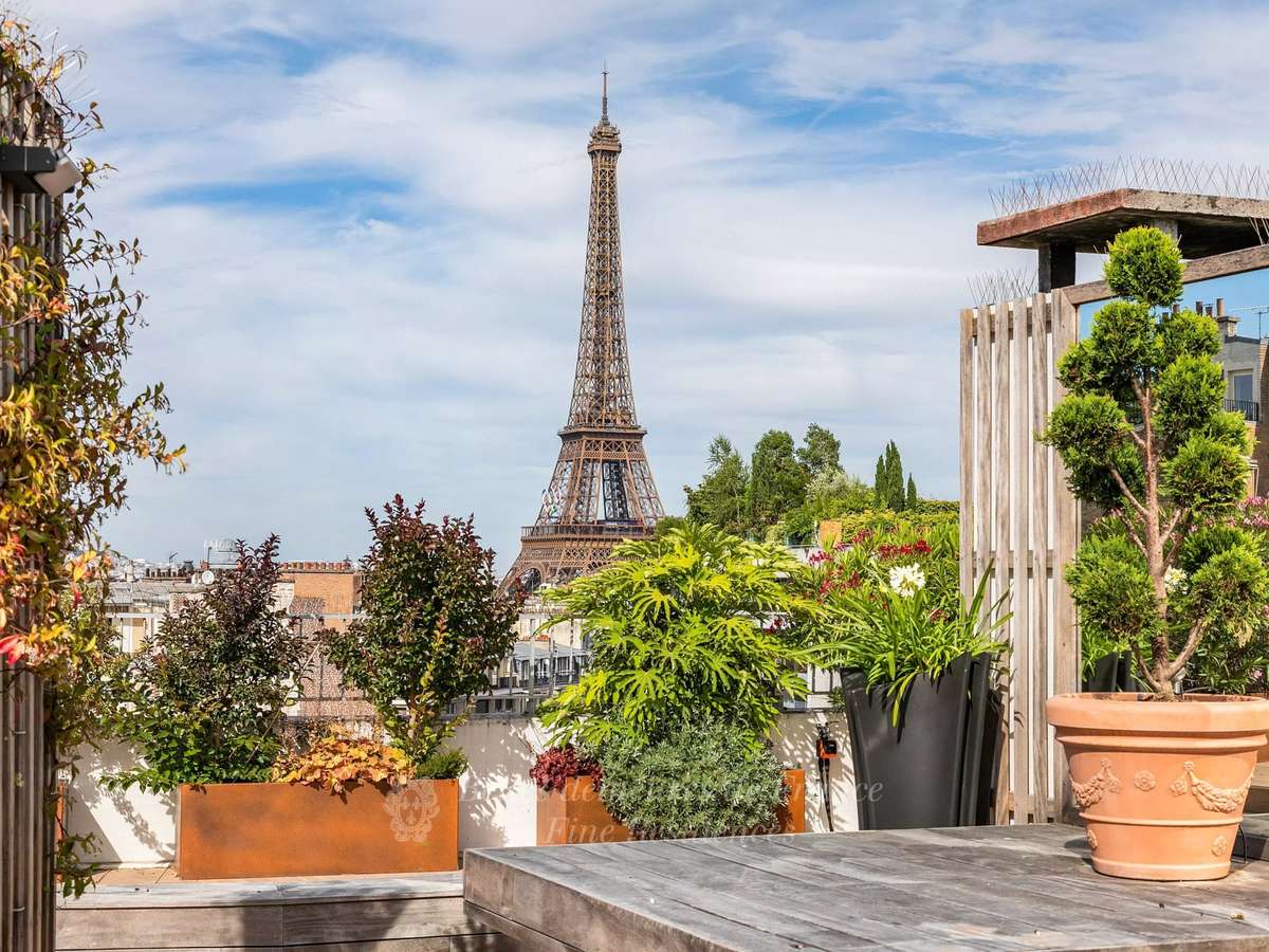 Apartment Paris 16e