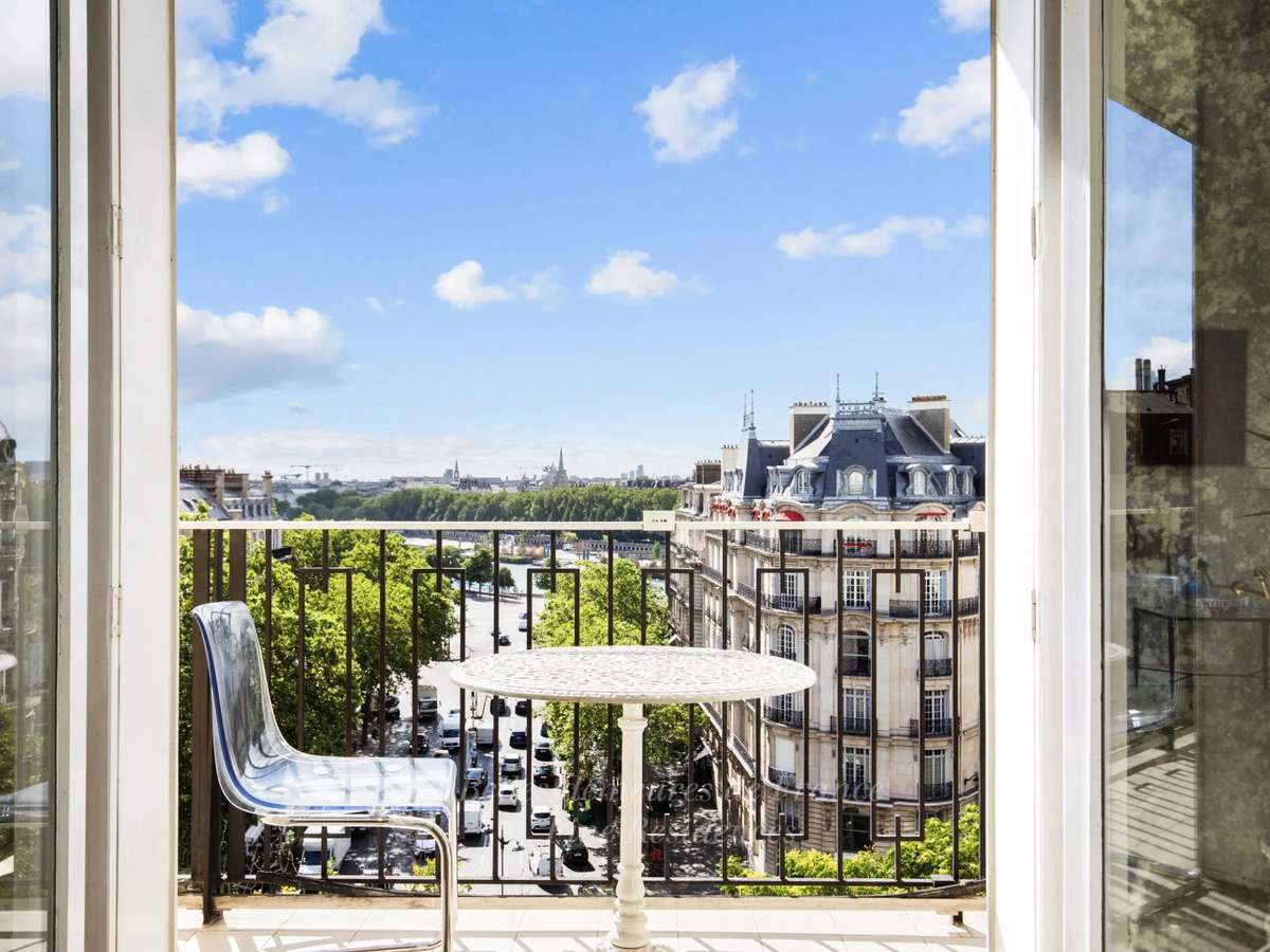 Apartment Paris 16e