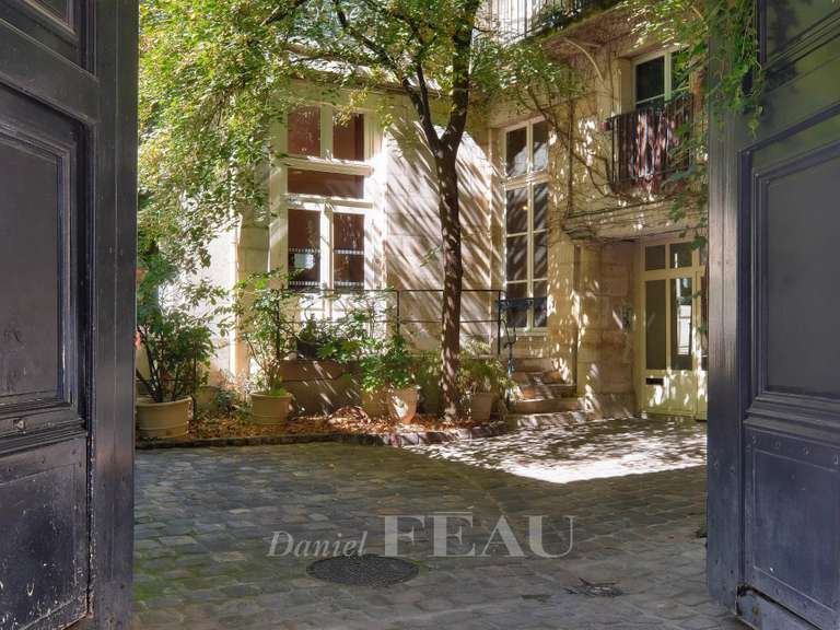 Appartement Paris 4e - 2 chambres - 53m²