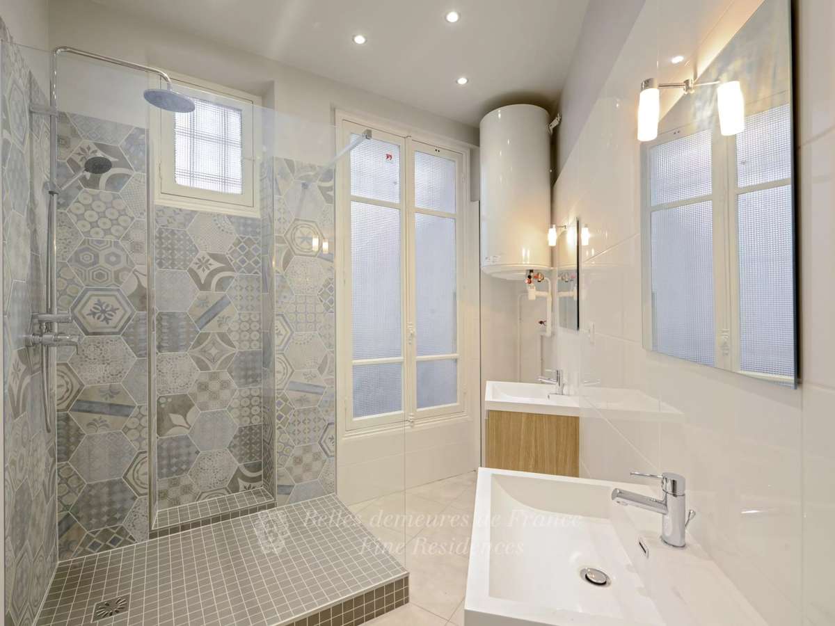 Apartment Paris 7e