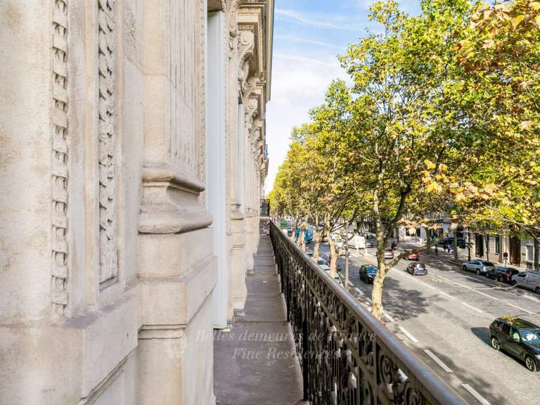 Apartment Paris 8e - 3 bedrooms - 297m²