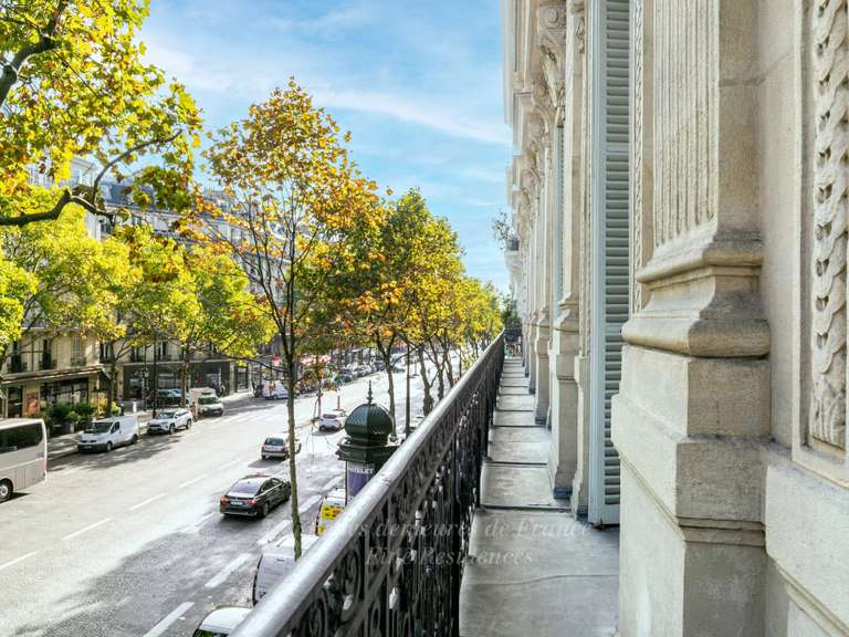 Appartement Paris 8e - 3 chambres - 297m²