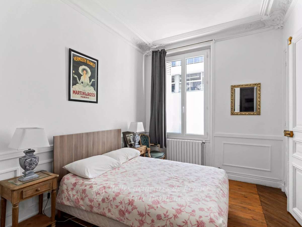 Apartment Paris 16e