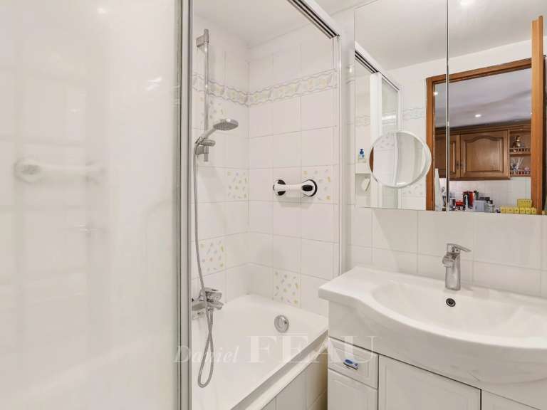 Appartement Paris 3e - 2 chambres - 51m²