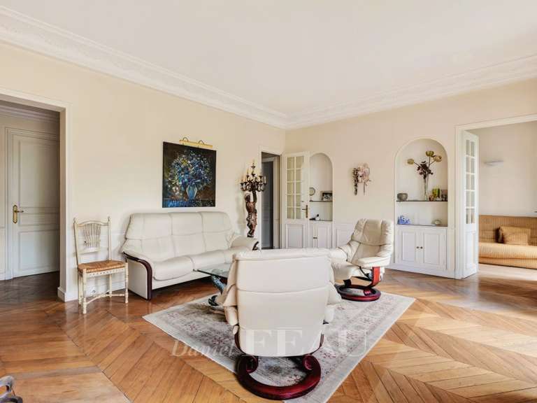 Apartment Paris 4e - 2 bedrooms - 111m²